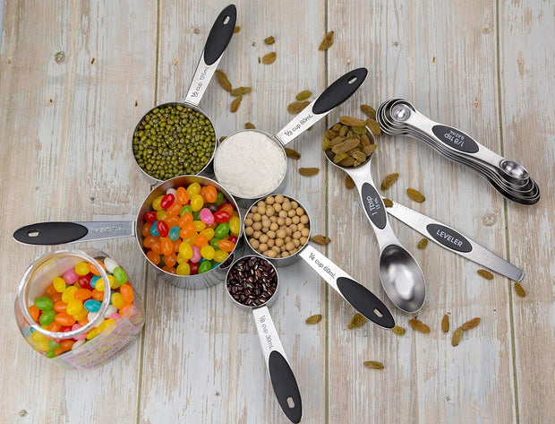 Measuring Cups and Magnetic Measuring Spoons Set, Stainless Steel 5 Cups and 7 Spoons and 1 Levele (13 Measuring Cups Set)