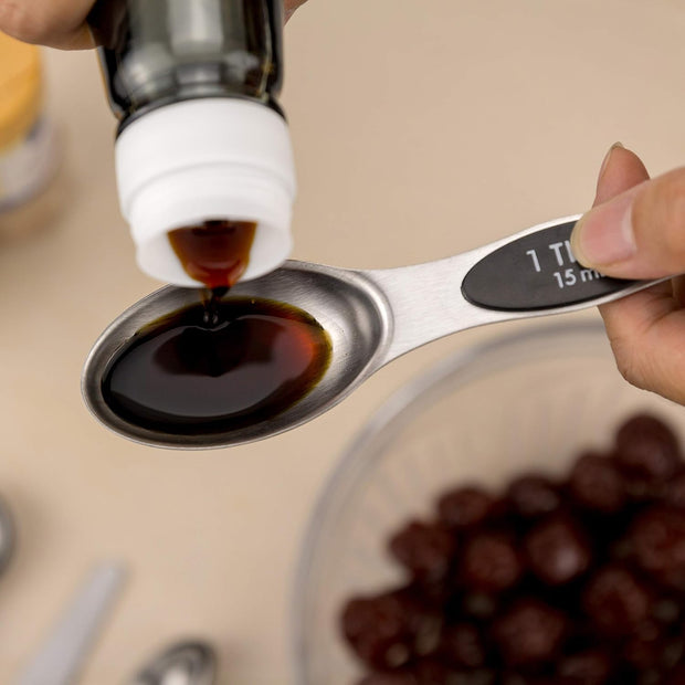 Measuring Cups and Magnetic Measuring Spoons Set, Stainless Steel 5 Cups and 7 Spoons and 1 Levele (13 Measuring Cups Set)