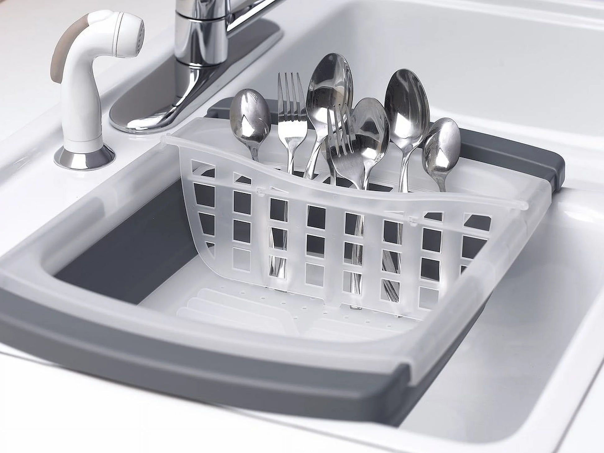 International Collapsible Dish Drainer